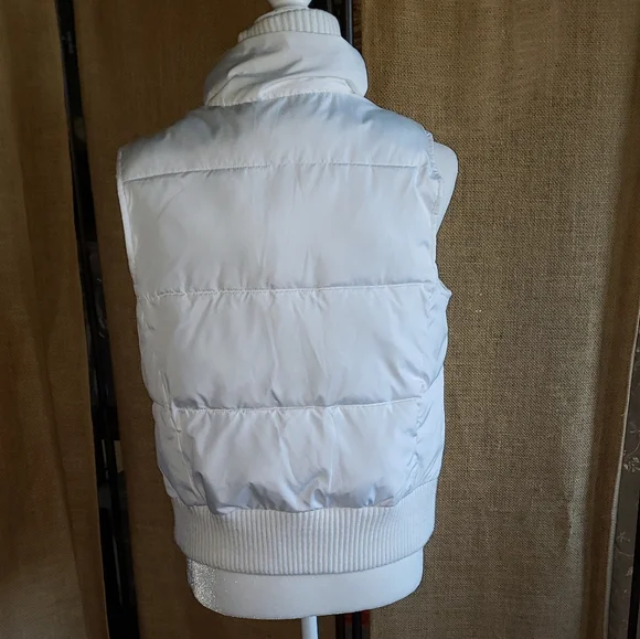 Merona | White Puff Vest - Picture 4 of 9
